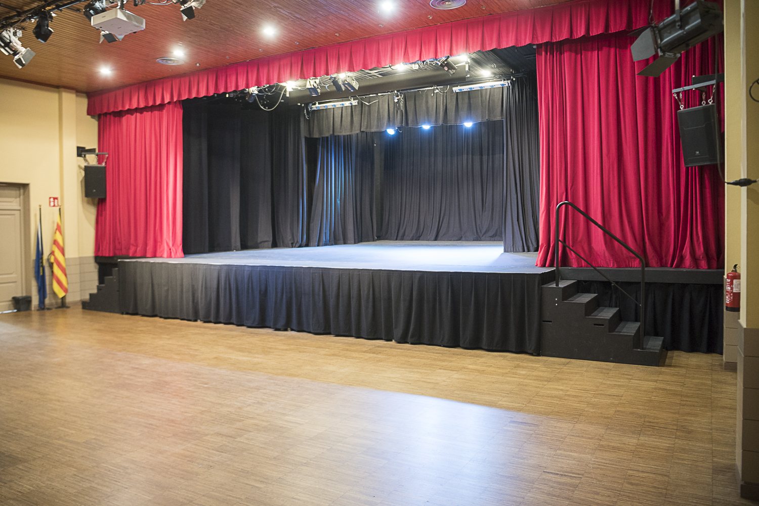 260122023_sala cnquantenari obres